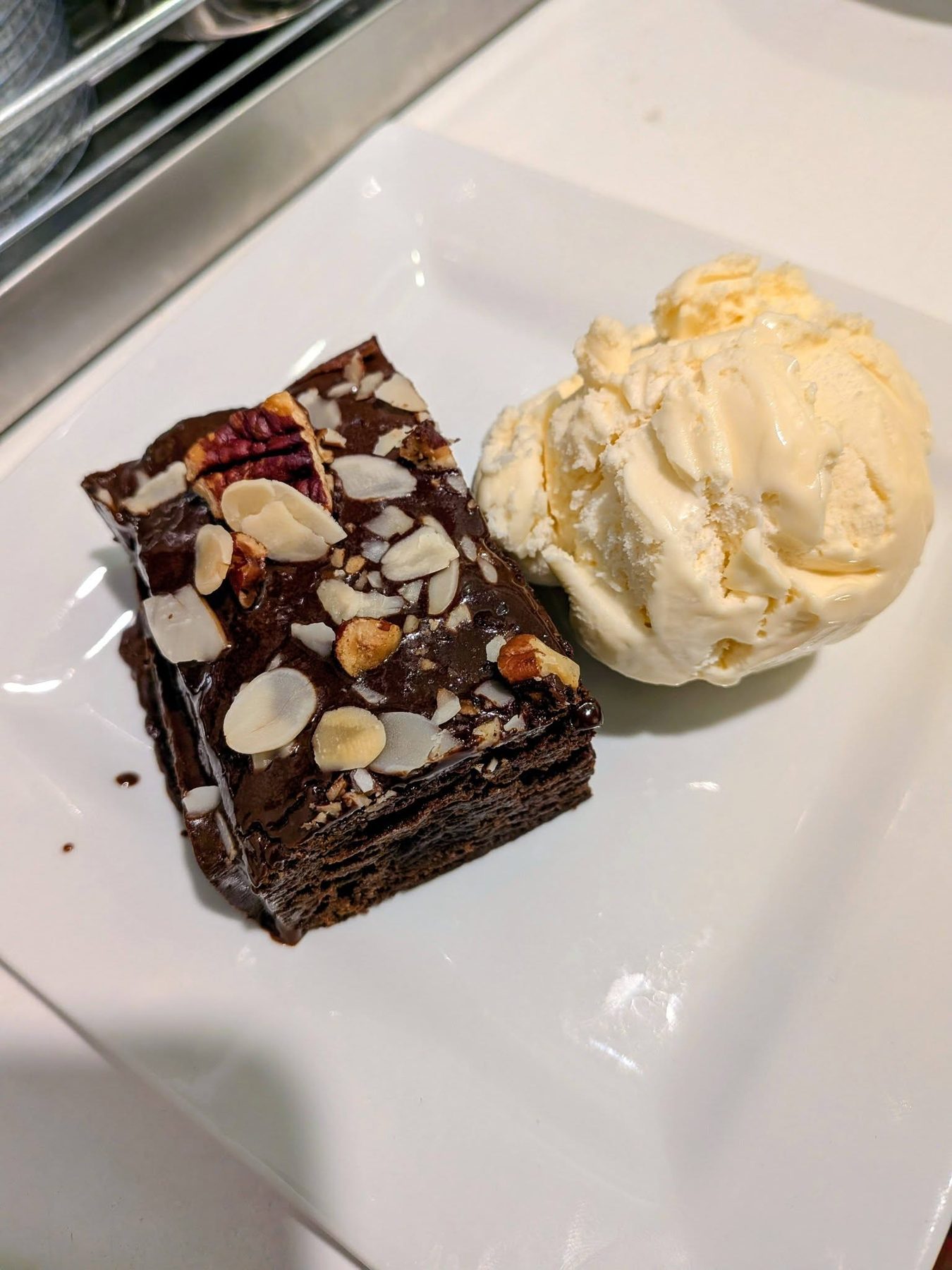 Brownie & ice cream
